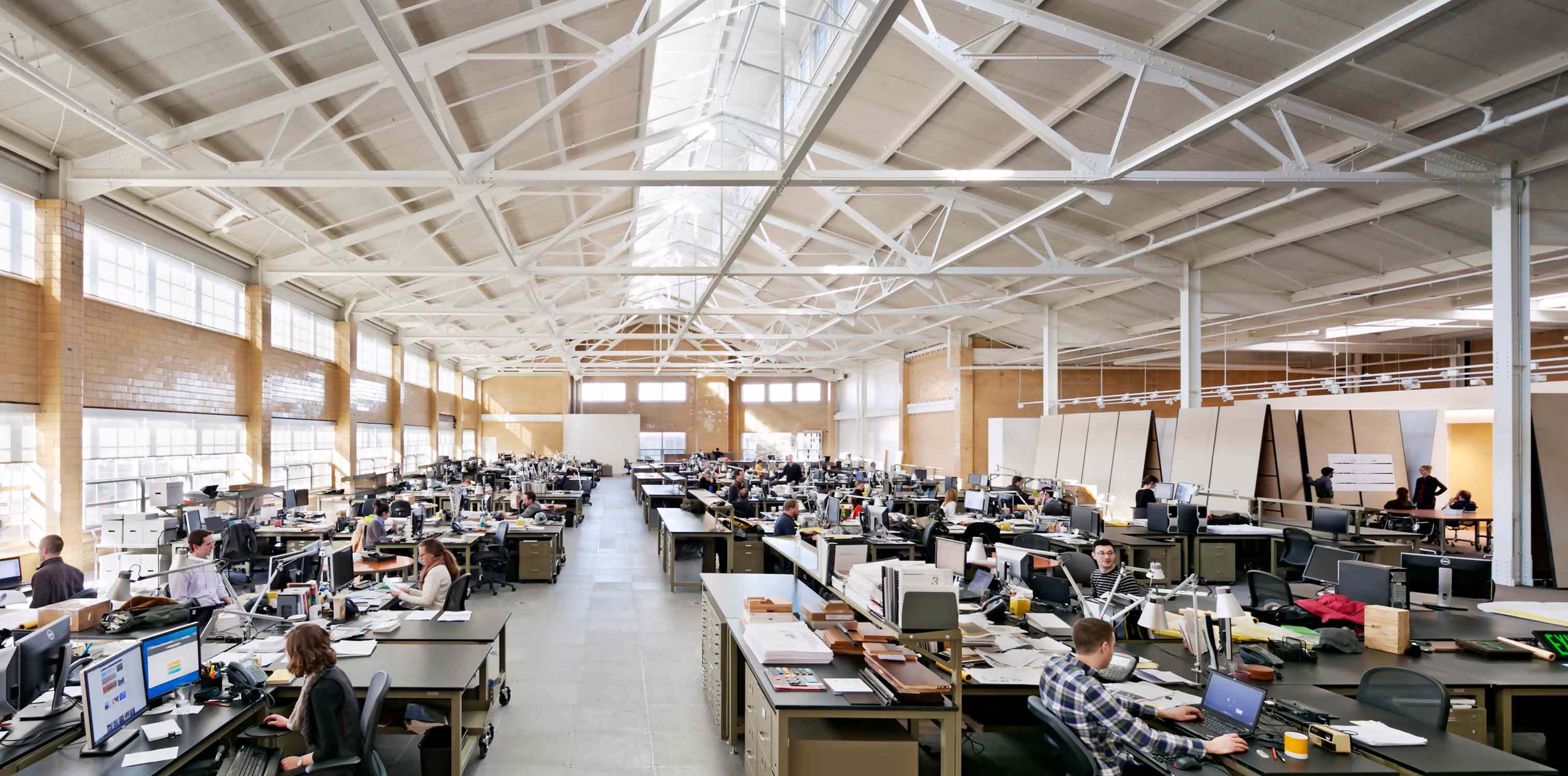 <p>Our large, daylit studio is designed to support our flexible, collaborative, and transdisciplinary culture.<br>&nbsp;<br /><small>&copy;Michael Moran</small></p>
